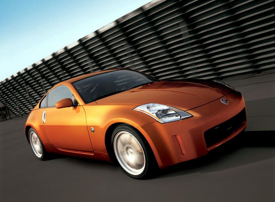  Nissan 350Z 2002 года  (фото 13 из 19)